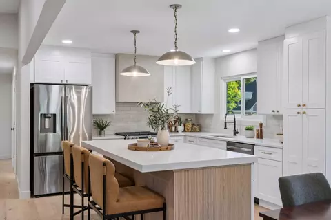 5516 Warden Ave, Edina, MN 55436