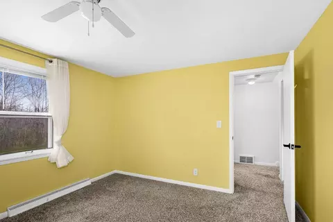 Bedroom - 609 Selfridge Dr, Duluth, MN 55811 photo 3 of 3