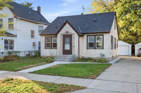44 Magnolia Ave W, Saint Paul, MN 55117