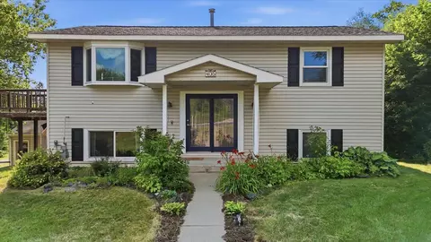 405 SW 1st Ave, Grand Rapids, MN 55744