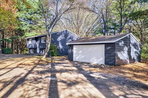 7382 Sunset Ave, Lino Lakes, MN 55014