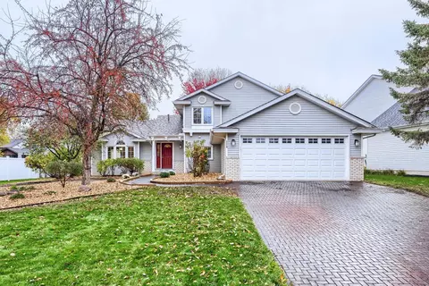1119 Bonnieview Dr, Woodbury, MN 55129