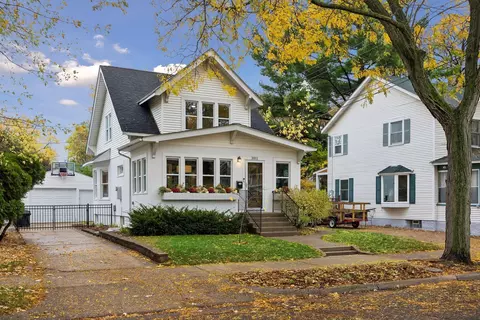 3011 W 45th St, Minneapolis, MN 55410