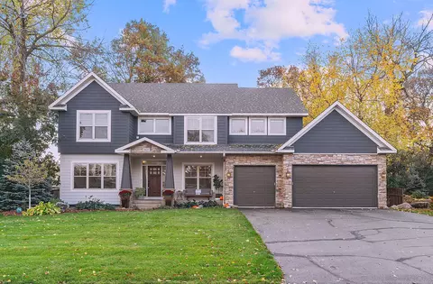 18615 Irvine Trl, Lakeville, MN 55044