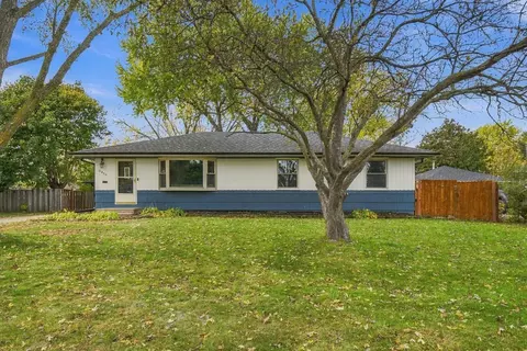 6413 Toledo Ave N, Brooklyn Center, MN 55429