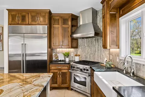 Kitchen - 23120 Garrison Rd, Corcoran, MN 55340 photo 3 of 6