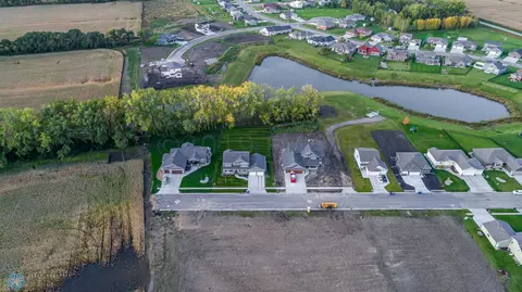 1420 Summerwood Trl W, Dilworth, MN 56529