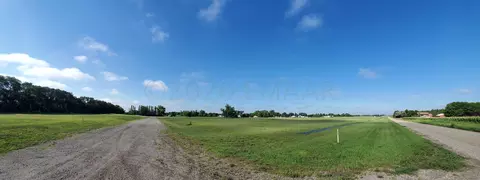 1003 Edison St, Milnor, ND 58060 photo 4