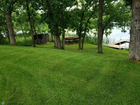 109 Long St, Ottertail, MN 56571