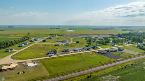704 Blaine St N, Colfax, ND 58018