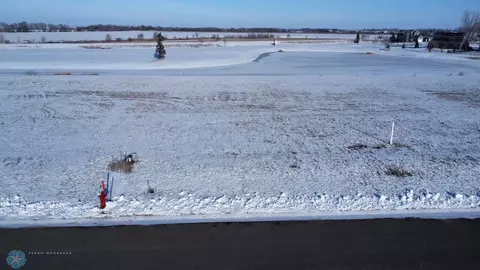 307 Audrey Dr, Mapleton, ND 58059 photo 3