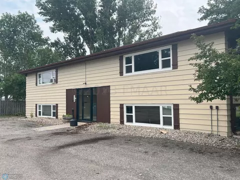 1002 18th 12 St S, Moorhead, MN 56560