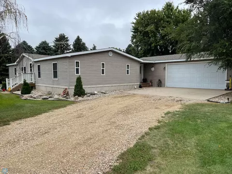 14465 53rd St SE, Enderlin, ND 58027
