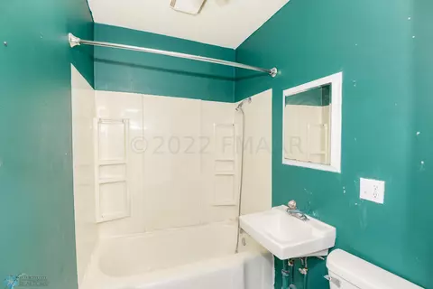 229 7th Ave, Enderlin, ND 58027 photo 22