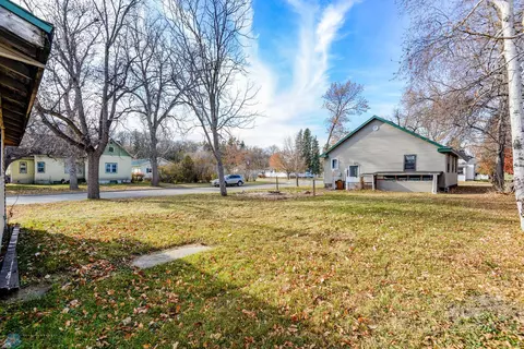 229 7th Ave, Enderlin, ND 58027 photo 27