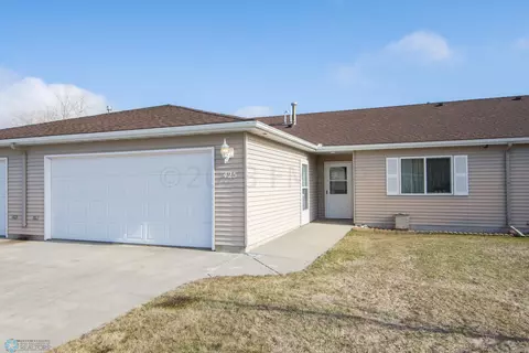 425 2 St NW, Dilworth, MN 56529