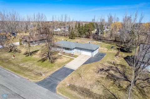 4144 41st Ave S, Moorhead, MN 56560