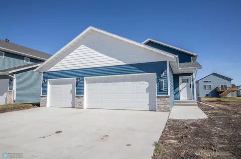 6012 79 Ave S, Horace, ND 58047