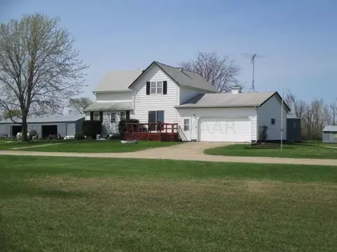 7947 174th Ave SE, Wahpeton, ND 58075