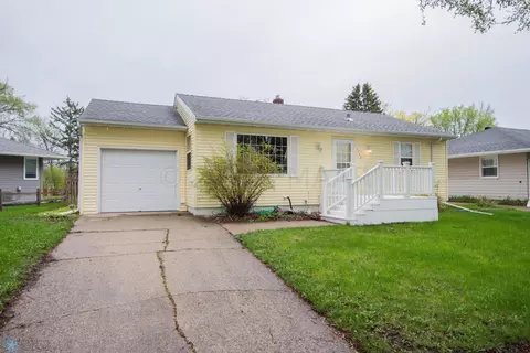 1713 1 St N, Fargo, ND 58102