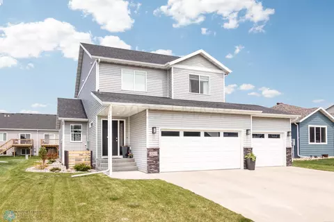 2013 65th Ave S, Fargo, ND 58104