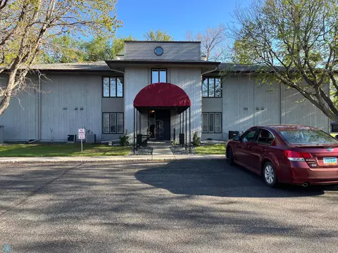 507 21 Ave S #2, Fargo, ND 58103