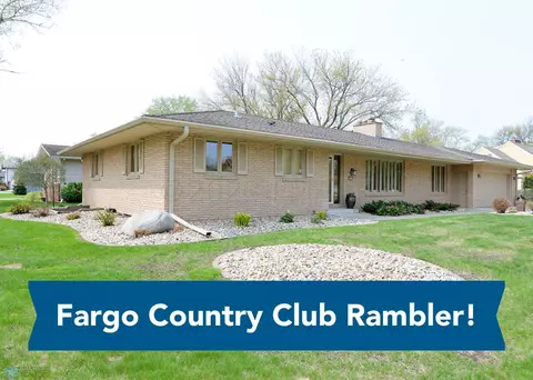2410 E Country Club Dr S, Fargo, ND 58103