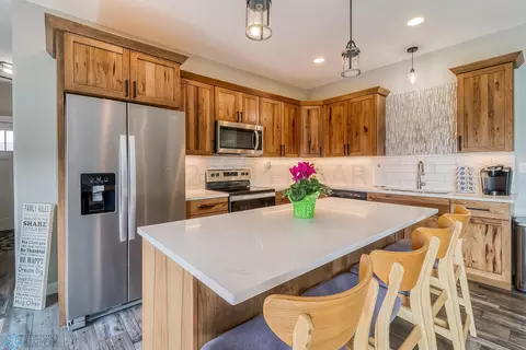 802 Eagle Ct, Mapleton, ND 58059 photo 8