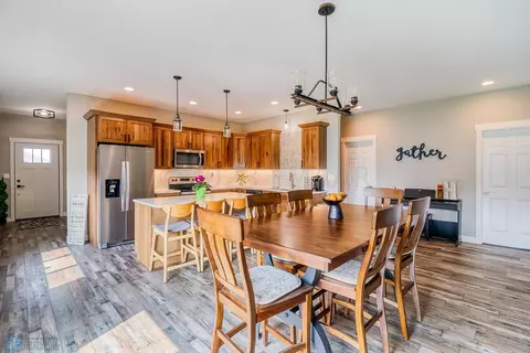 802 Eagle Ct, Mapleton, ND 58059 photo 14