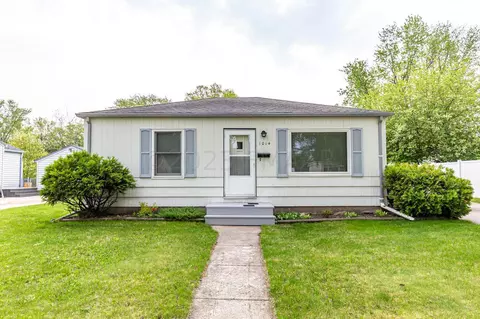 1014 18 St S, Fargo, ND 58103