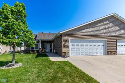 3626 Juniper Ct S, Fargo, ND 58104