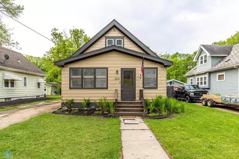1434 11 Ave S, Fargo, ND 58103