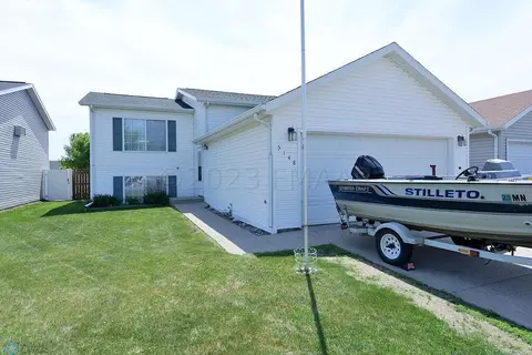 5148 10 Ave S, Fargo, ND 58103