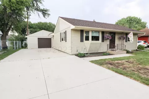 509 23 Ave N, Fargo, ND 58102