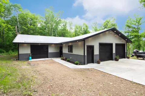 25140 E Cozy Cove Rd, Detroit Lakes, MN 56501