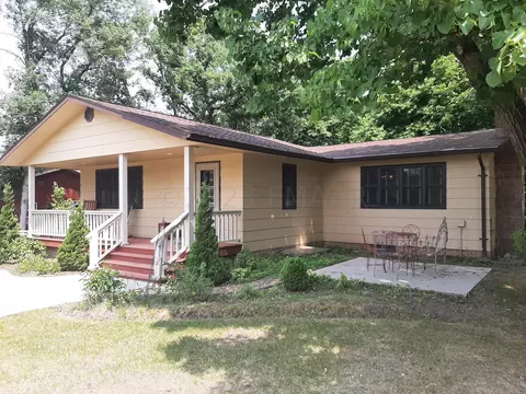 10240 Hwy 32, Walhalla, ND 58282
