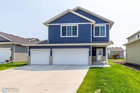 7888 Lost River Rd, Horace, ND 58047