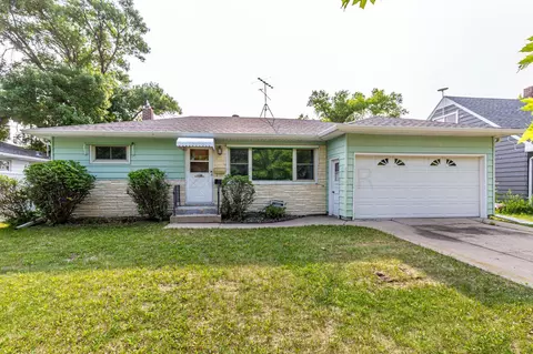 1236 15th 12 St N, Moorhead, MN 56560