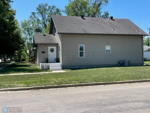 329 11 St N, Breckenridge, MN 56520