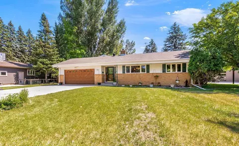 610 19 Ave S, Fargo, ND 58103
