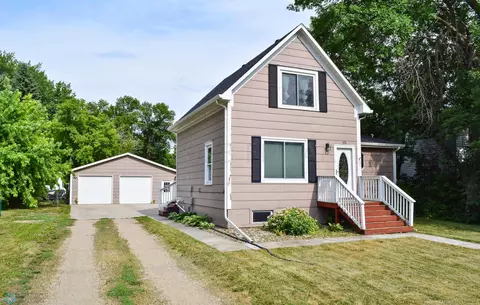 171 5 Ave N, Kindred, ND 58051