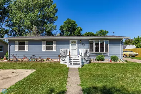 608 4 St NE, Dilworth, MN 56529