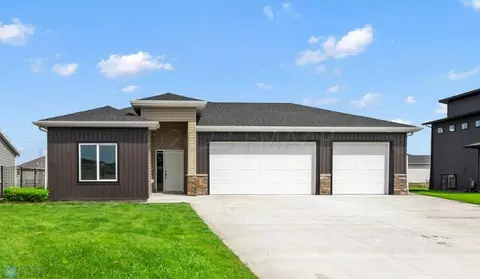 1220 26 Ave W, West Fargo, ND 58078