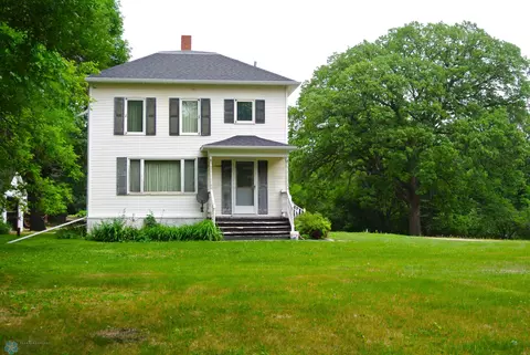 1274 290th Ave, Shelly, MN 56581