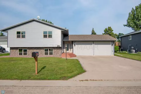 151 13 Ave N, Casselton, ND 58012
