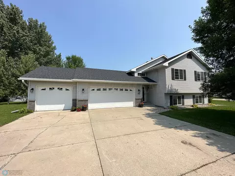102 14 St SW, Glyndon, MN 56547
