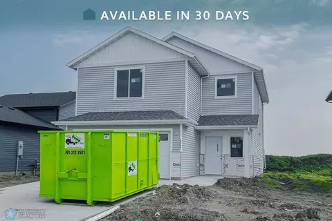 1241 Rachel Dr W, West Fargo, ND 58078