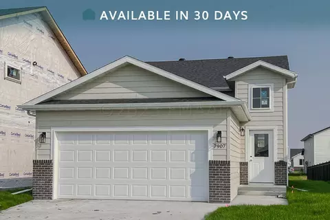 7907 Lost River Rd, Horace, ND 58047