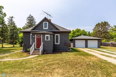 302 3rd St NW, Pelican Rapids, MN 56572