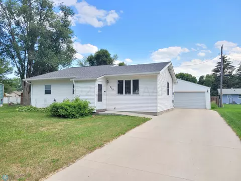 219 6 Ave E, West Fargo, ND 58078